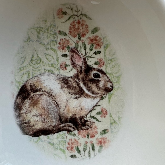 Pottery Barn - Egg Bowls - Set of 4 - Picture 7 of 15